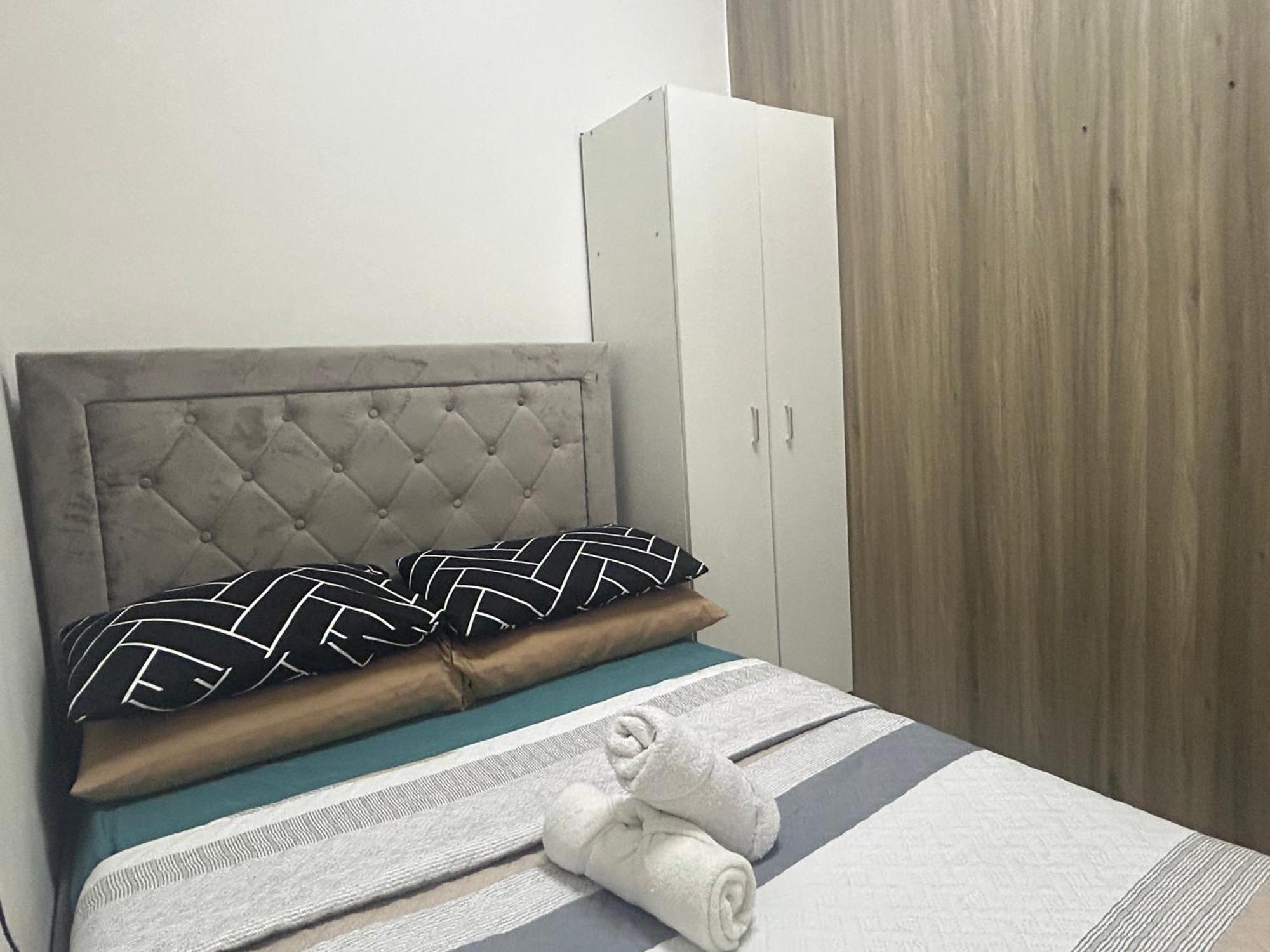 2Br Coast Residences Manila Eksteriør billede