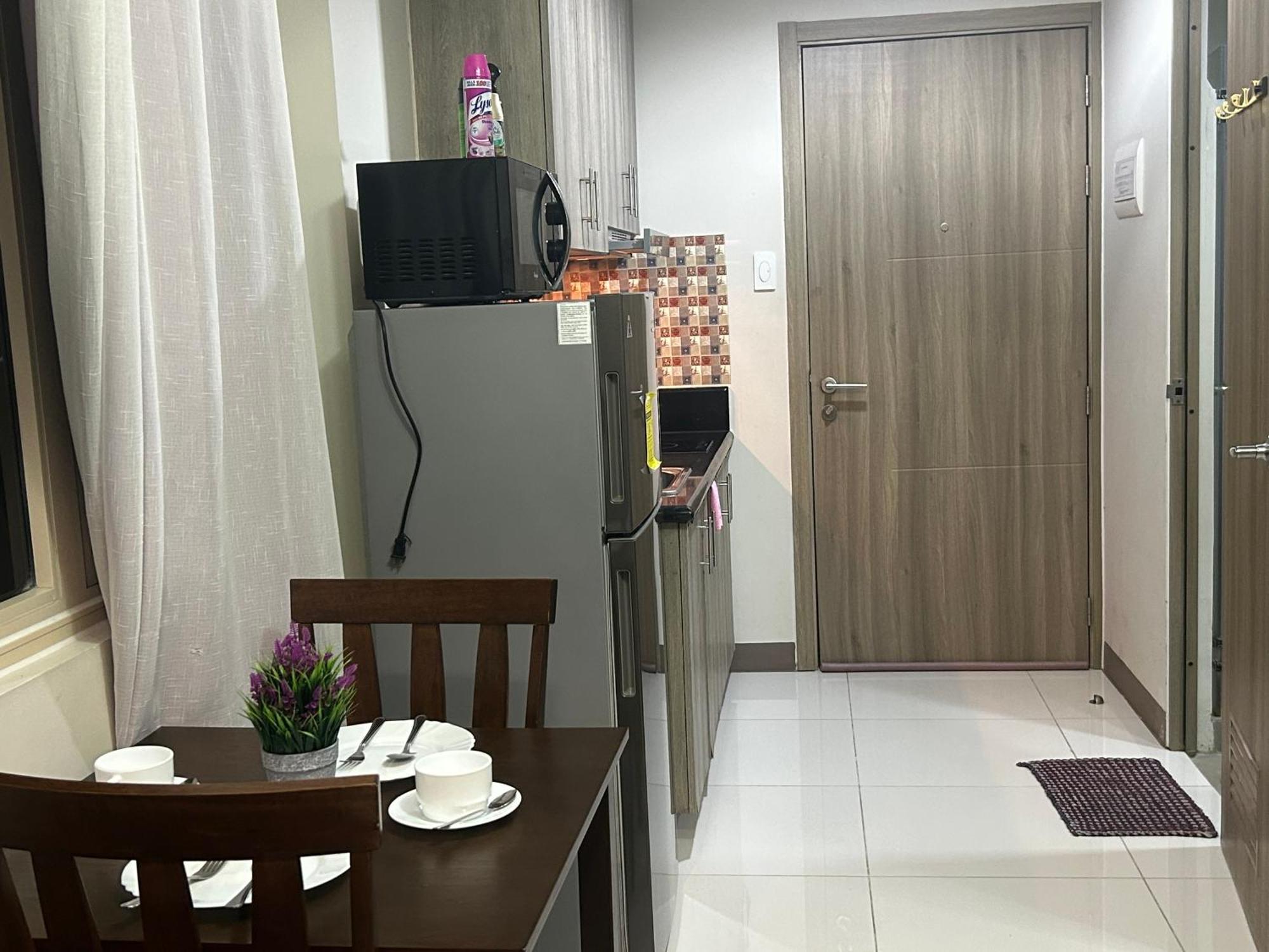 2Br Coast Residences Manila Eksteriør billede